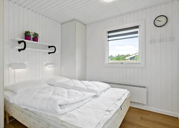 Bl1029-pandrup-rodhus-skolevej-9 *
